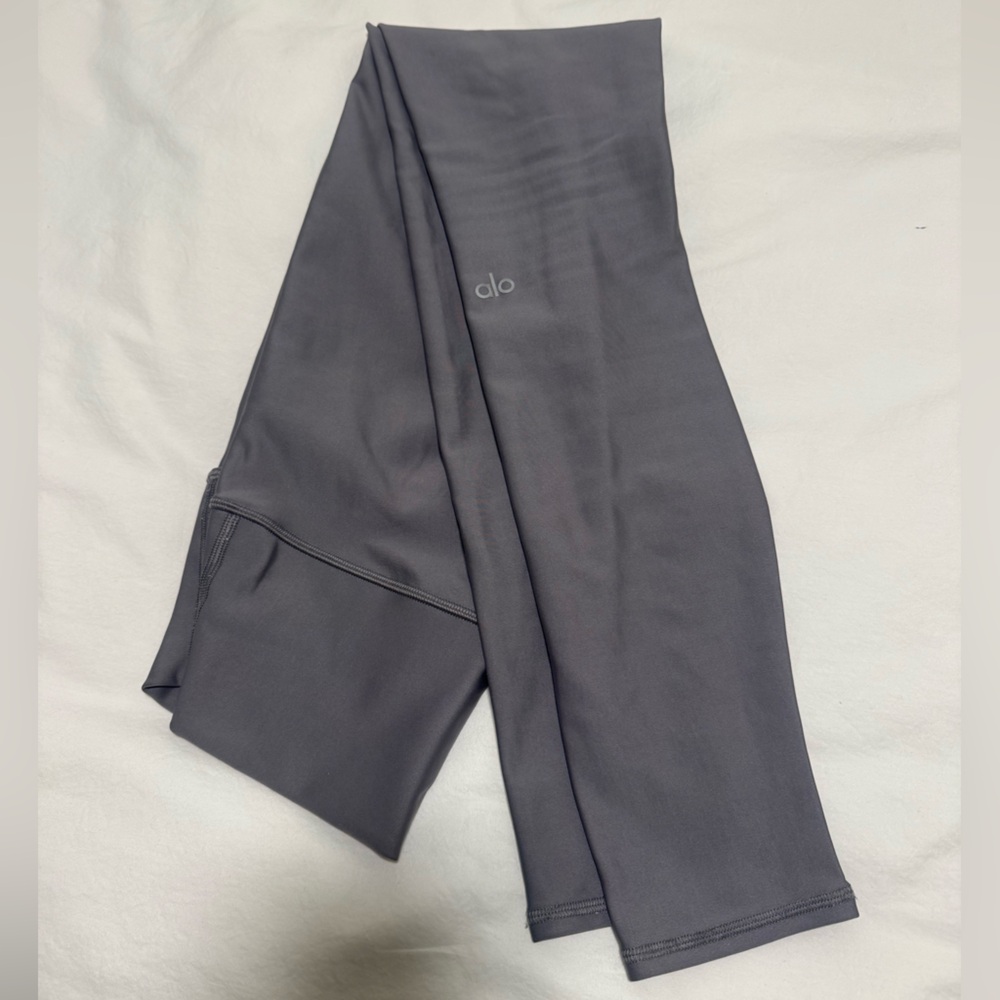 ALO Light Purple Leggings